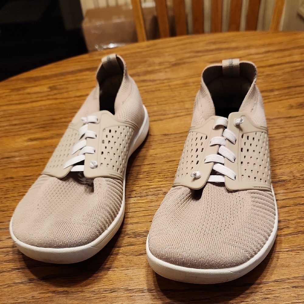 Whiton Womens Wide Minimalist Crosstrainer Shoes Taupe Size 45